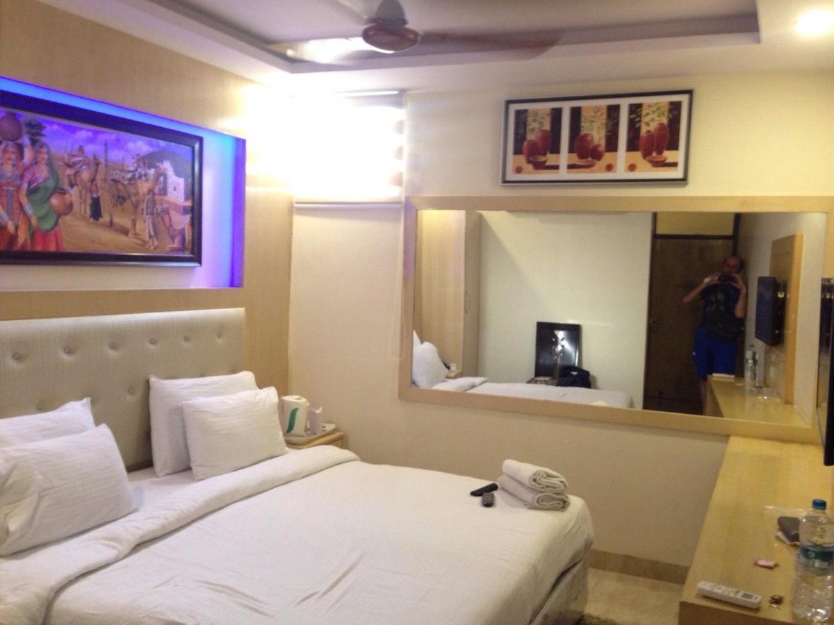 Arjun Hotel